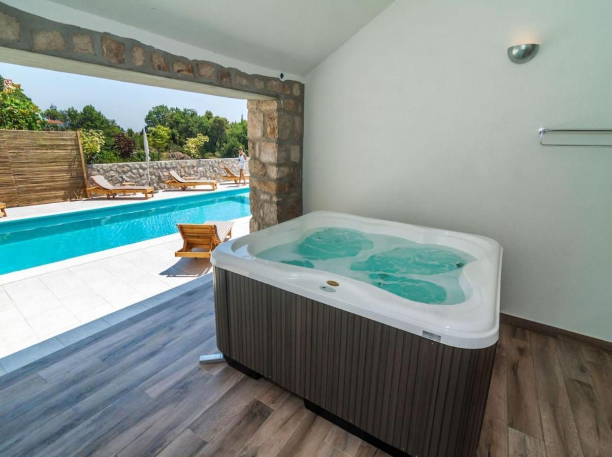 Villa Joe Čilipi Екстериор снимка