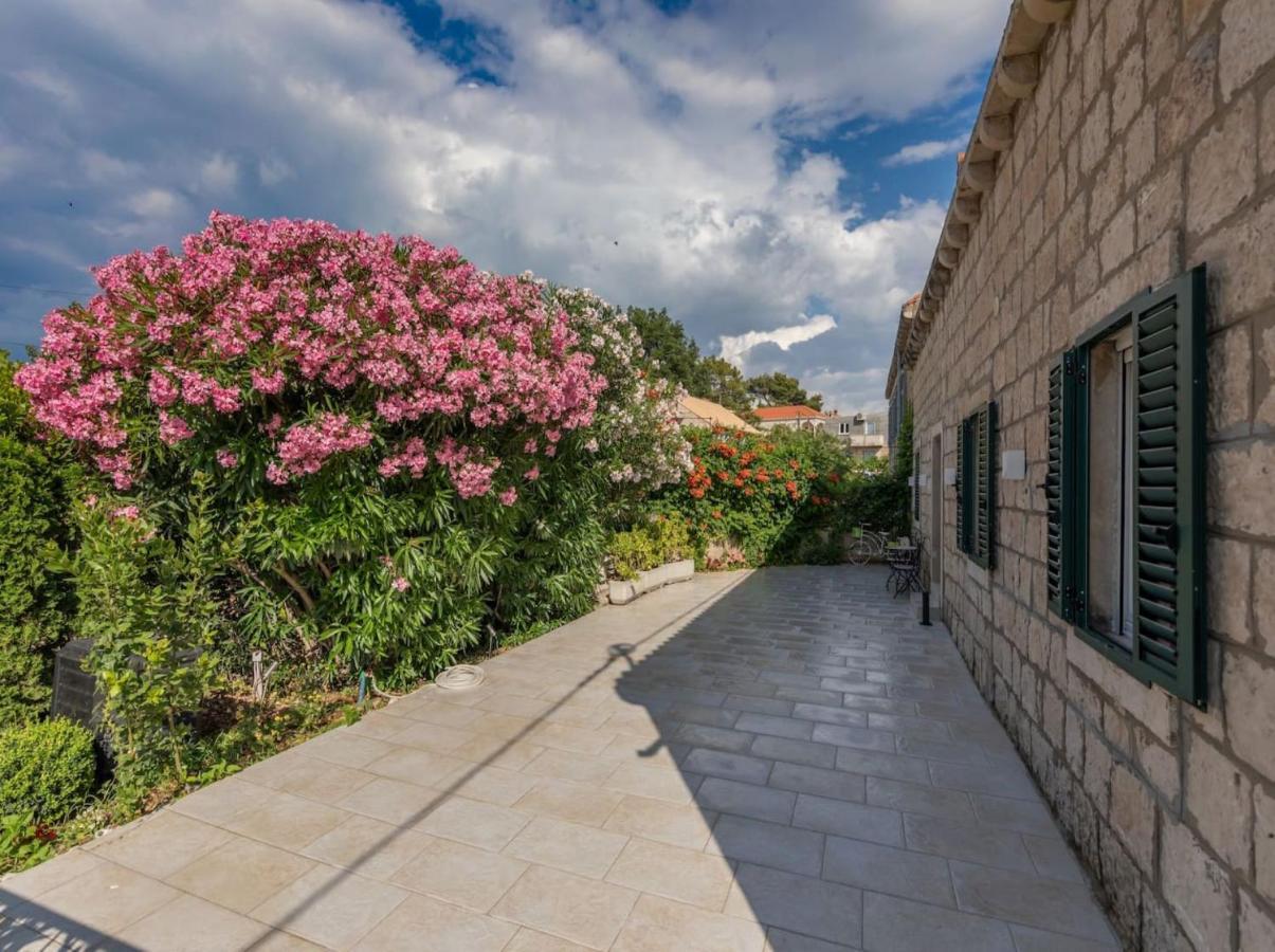 Villa Joe Čilipi Екстериор снимка