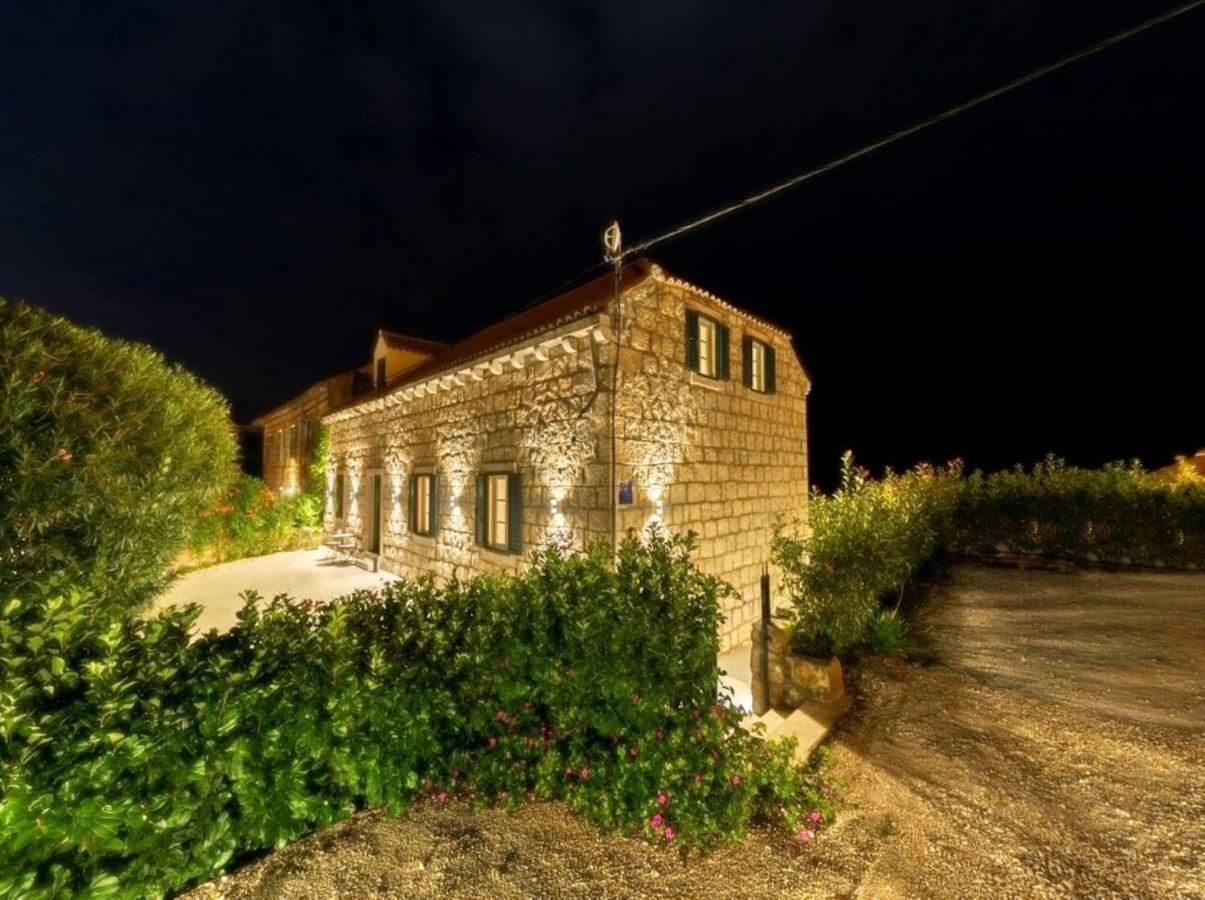 Villa Joe Čilipi Екстериор снимка