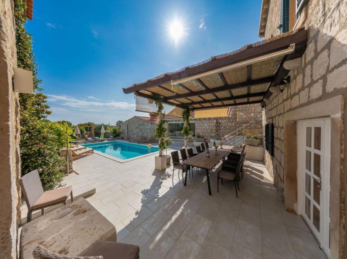Villa Joe Čilipi Екстериор снимка